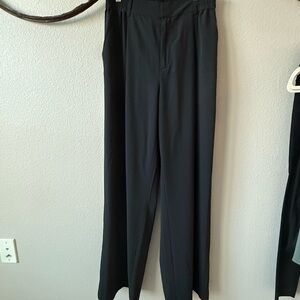 ALO Yoga Women's Black Trousers